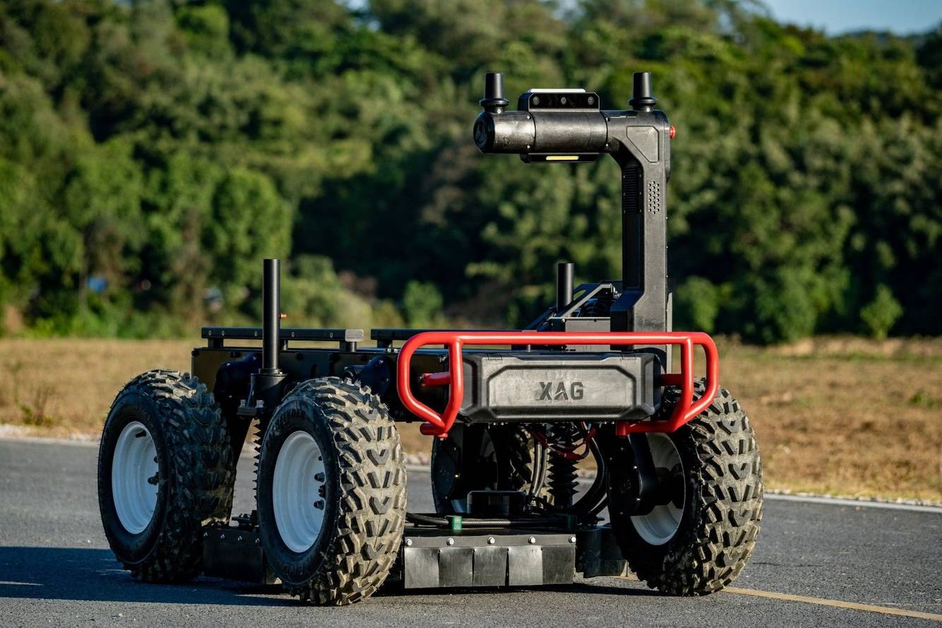 XAG R150 agricultural ground vehicle